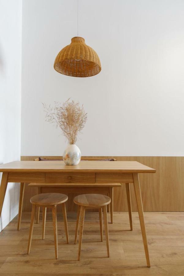 Sunrise Apartment Lviv Buitenkant foto